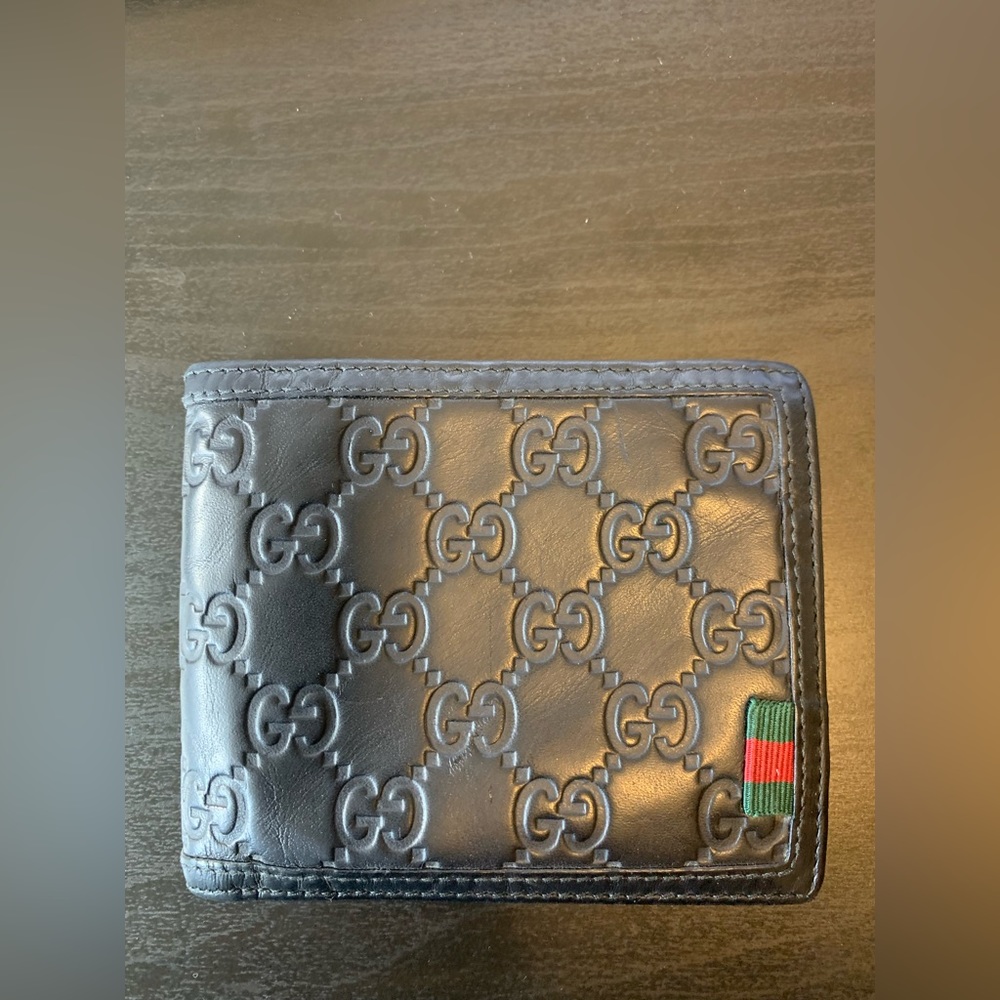 Men’s Gucci Bi-Fold Wallet